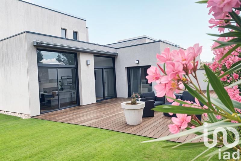 Maison - 143 m² - 5 pièces