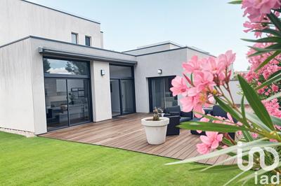 Maison - 143 m² - 5 pièces