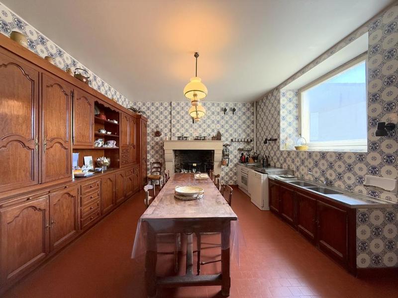 Maison de maîtres - 372 m² - 10 pièces