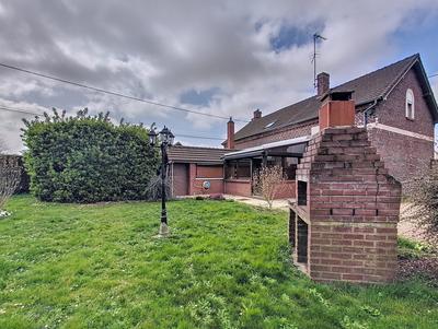 Maison - 170 m² - 9 pièces