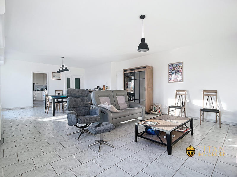 Appartement - 110 m² - 5 pièces