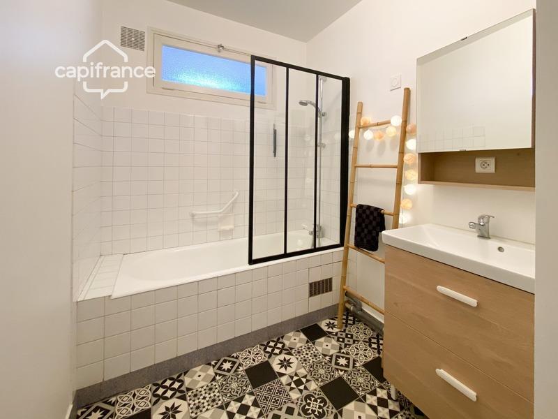 Appartement - 107 m² - 5 pièces