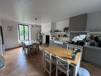 Maison - 170 m² - 7 pièces