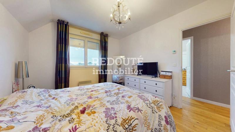 Maison - 143 m² - 6 pièces