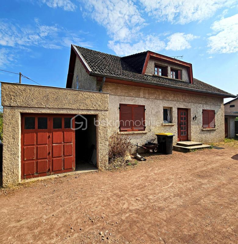 Maison - 140 m² - 7 pièces