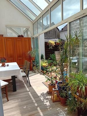 Maison - 201 m² - 6 pièces