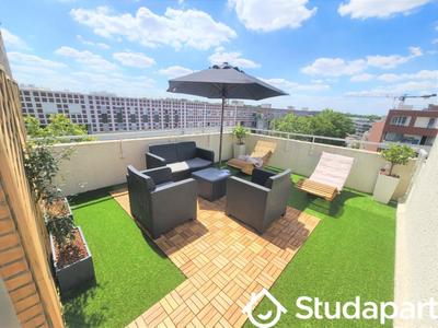 Chambre - 10 m² - 1 pièce