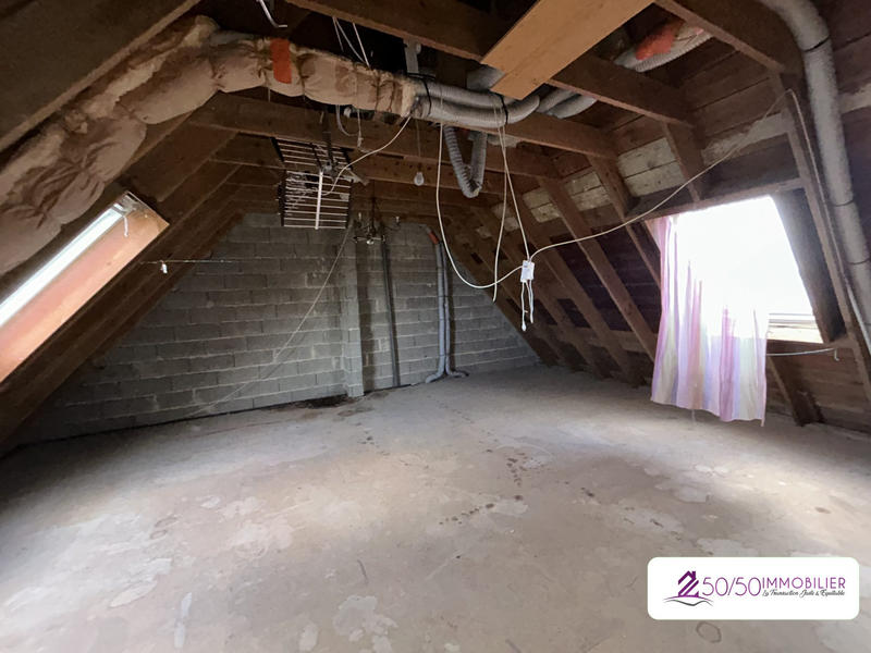 Maison traditionnelle - 137 m² - 5 pièces