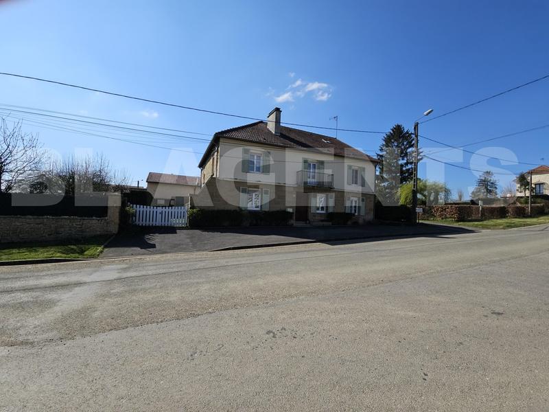 Maison - 215 m² - 7 pièces