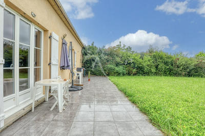 Maison - 96 m² - 6 pièces