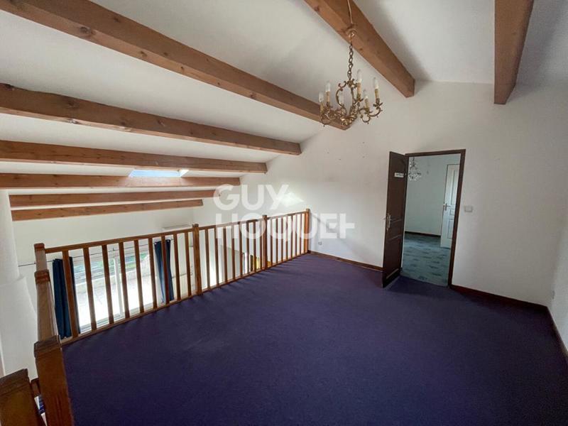 Maison - 183 m² - 5 pièces