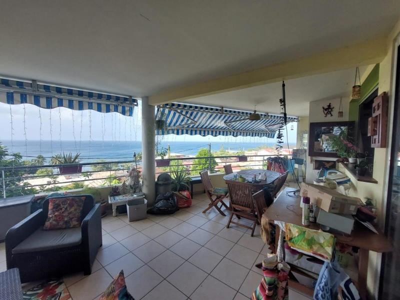 Appartement - 93 m² - 4 pièces