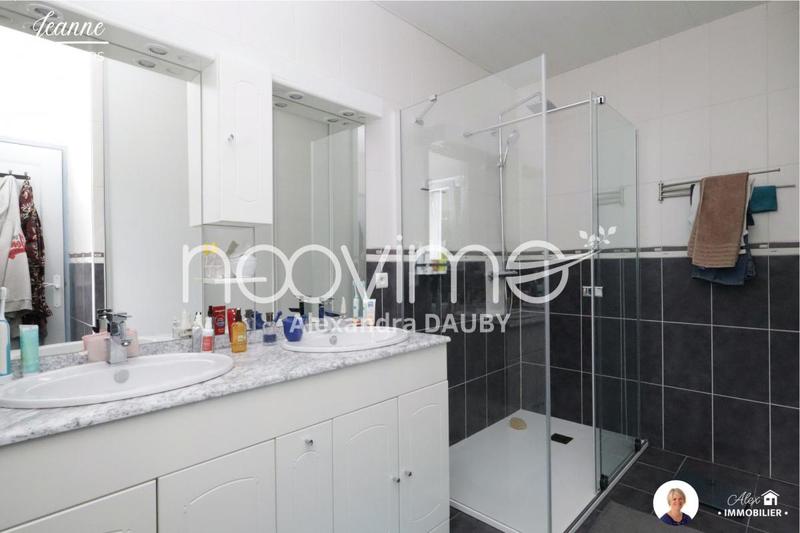 Maison - 126 m² - 5 pièces