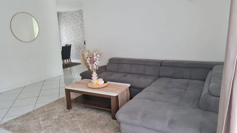 Appartement - 99 m² - 6 pièces