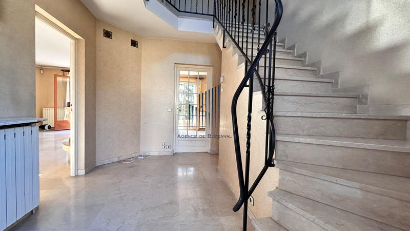 Maison - 162 m² - 8 pièces