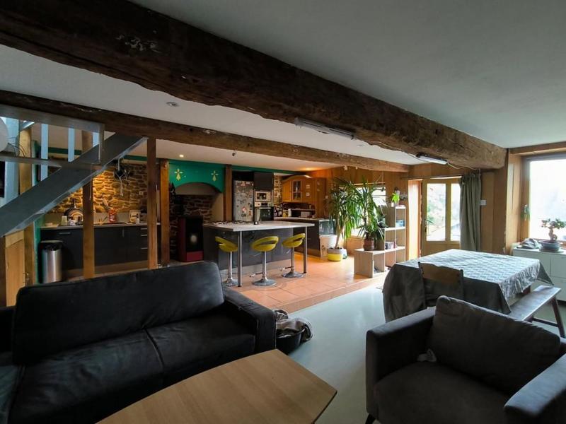 Maison - 110 m² - 4 pièces