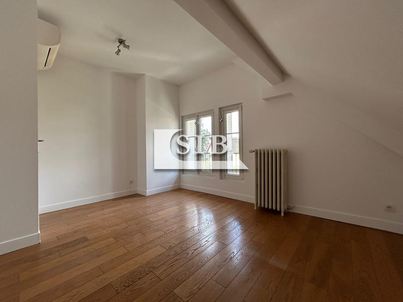 Maison - 160 m² - 7 pièces