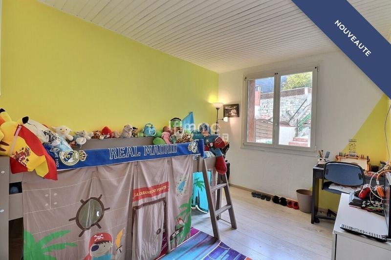 Maison - 101 m² - 5 pièces