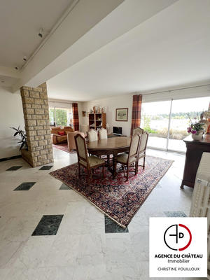 Maison - 175 m² - 8 pièces
