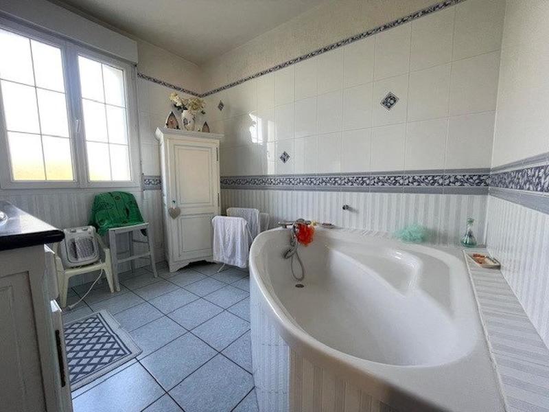 Maison - 185 m² - 7 pièces