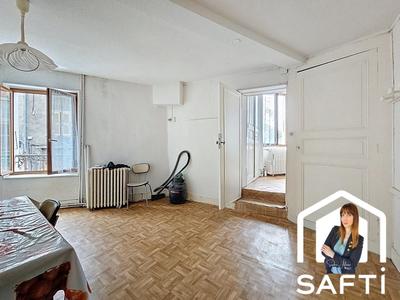 Maison de ville - 135 m² - 8 pièces