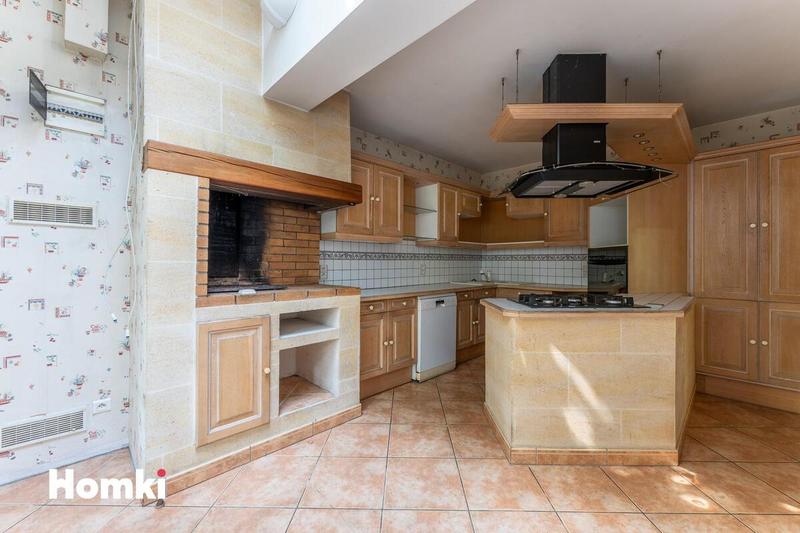 Maison - 160 m² - 6 pièces