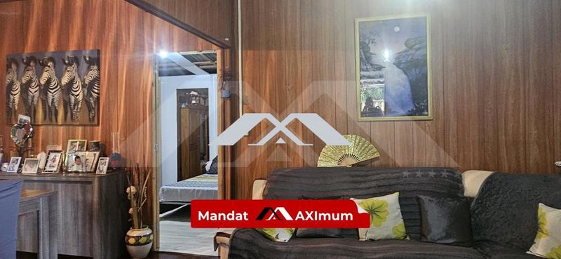 Maison - 100 m² - 5 pièces