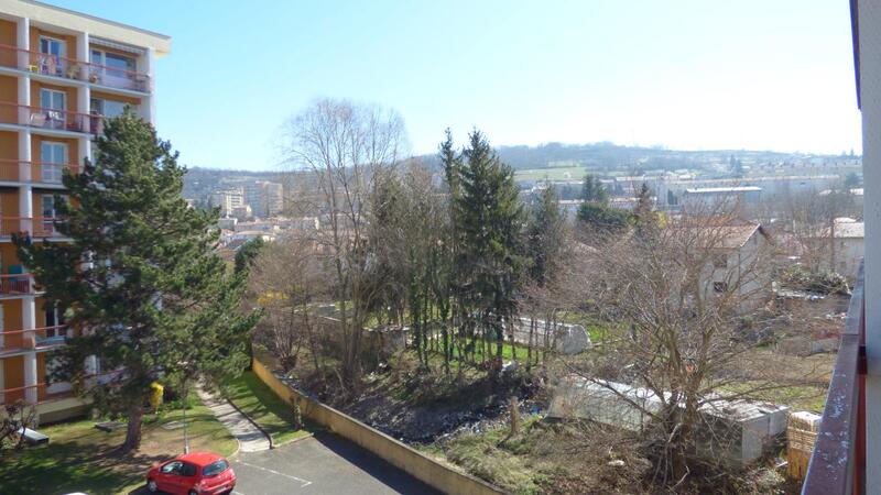 Studio - 24 m² - 1 pièce