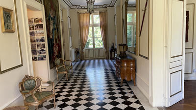 Château - 1 500 m² - 30 pièces