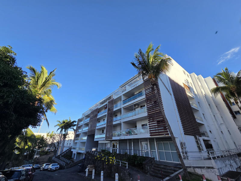 Appartement - 76 m² - 4 pièces