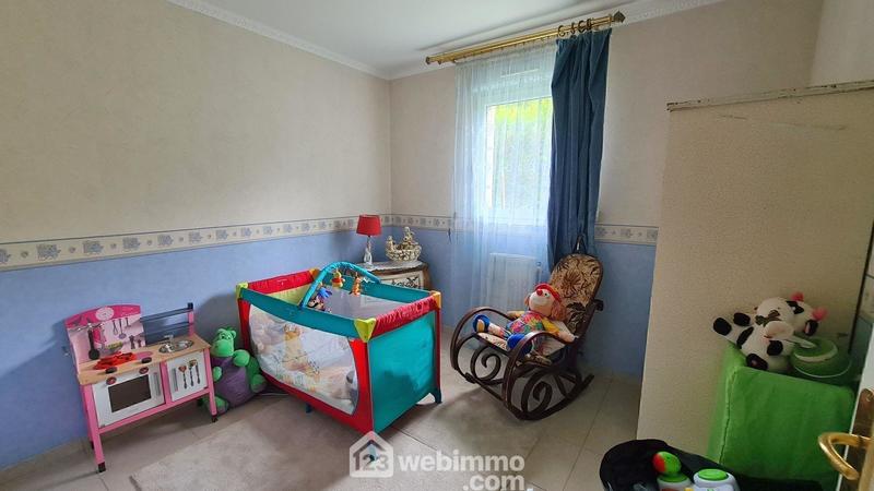 Maison - 230 m² - 8 pièces