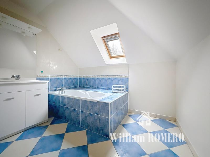 Maison - 97 m² - 5 pièces