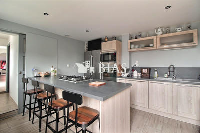 Maison - 104 m² - 4 pièces