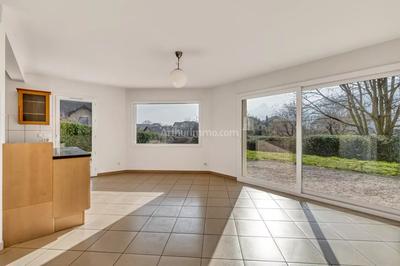 Maison - 147 m² - 8 pièces