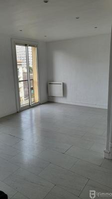 Appartement - 60 m² - 4 pièces