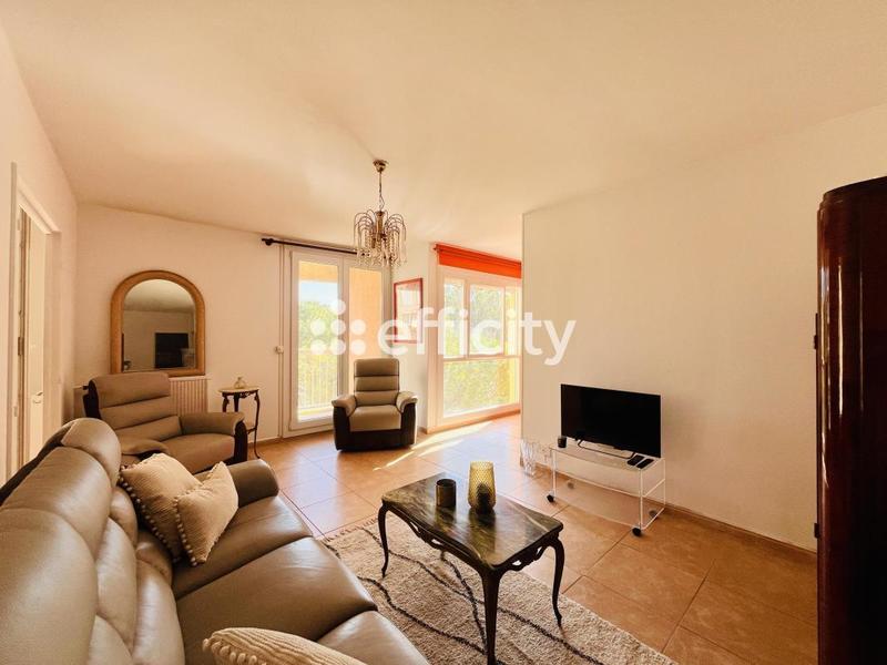 Appartement - 86 m² - 4 pièces