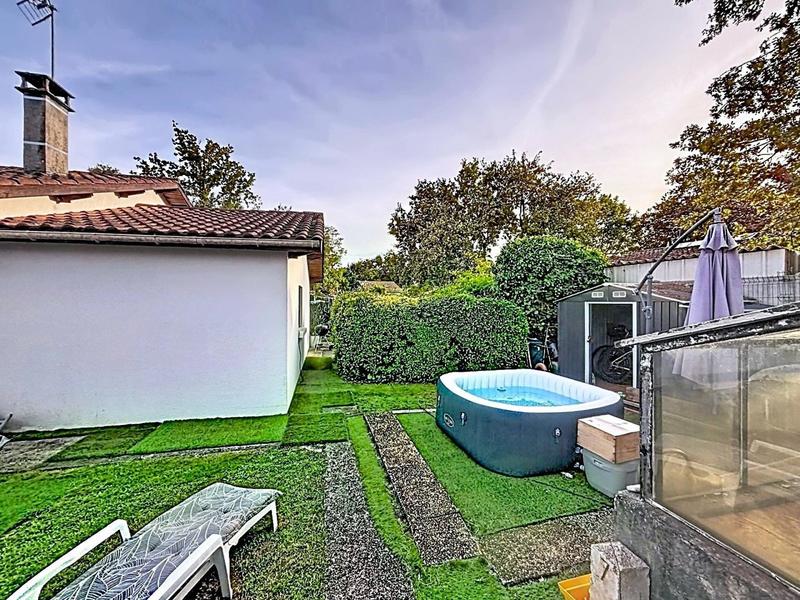 Maison - 102 m² - 4 pièces