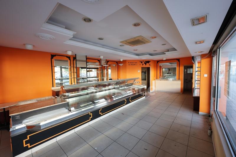 Local commercial - 191 m² - 4 pièces