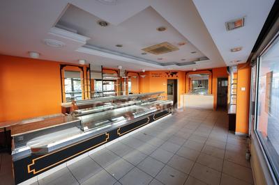 Local commercial - 191 m² - 4 pièces