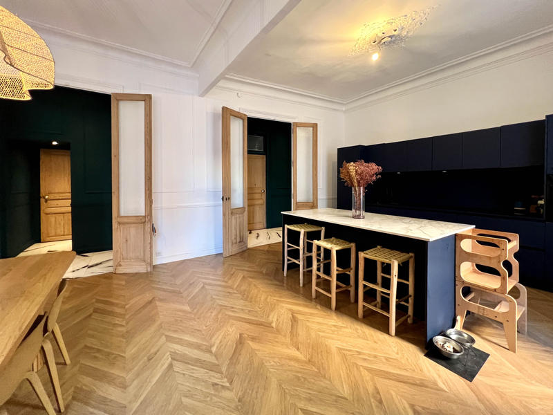 Appartement - 147 m² - 4 pièces