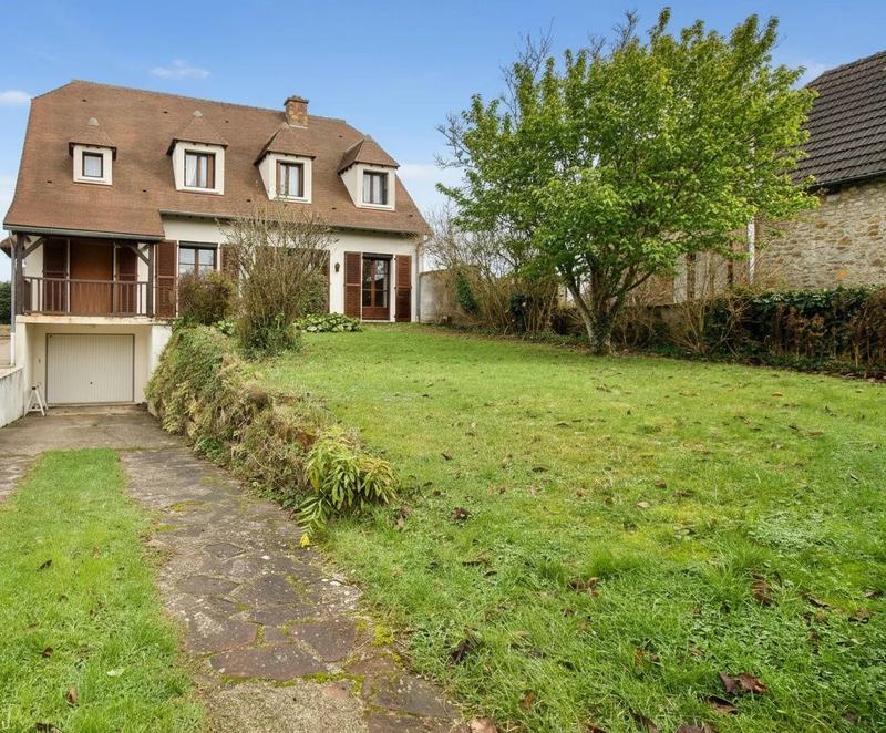 Maison - 163 m² - 8 pièces