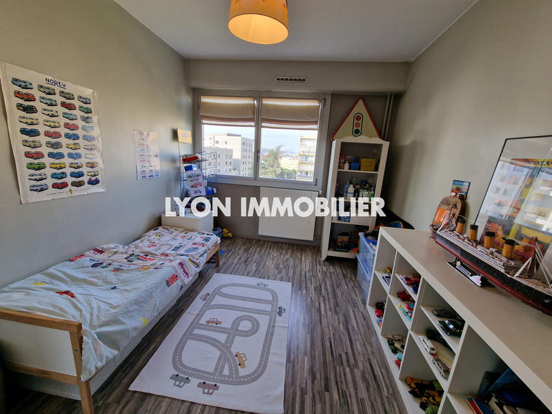 Appartement - 104 m² - 5 pièces