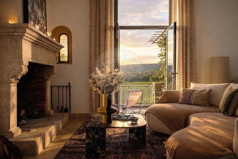 Maison - 203 m² - 6 pièces