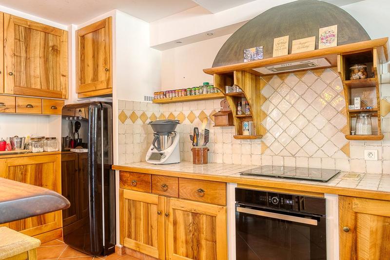 Villa - 210 m² - 7 pièces