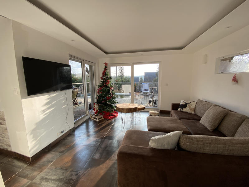 Maison - 97 m² - 5 pièces