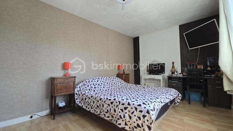 Appartement - 111 m² - 6 pièces