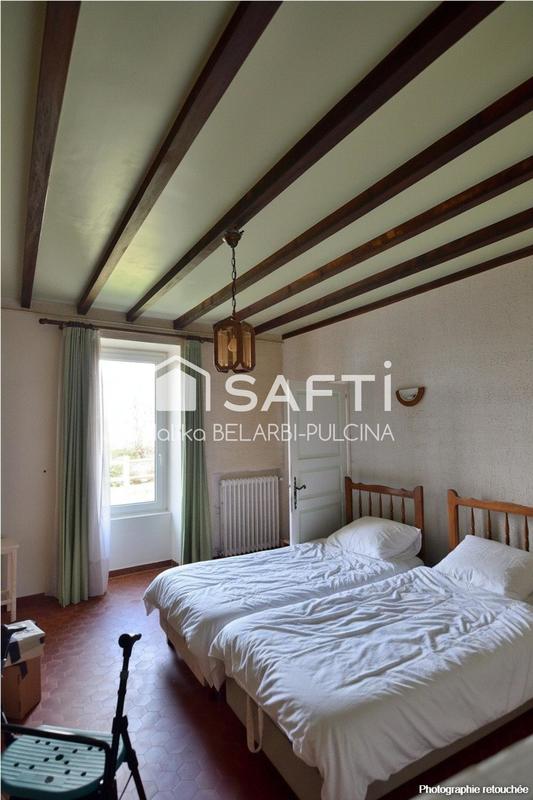 Maison - 201 m² - 7 pièces