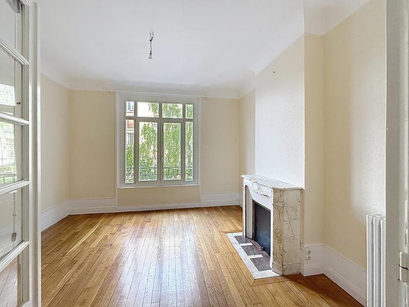 Appartement bourgeois - 134 m² - 5 pièces