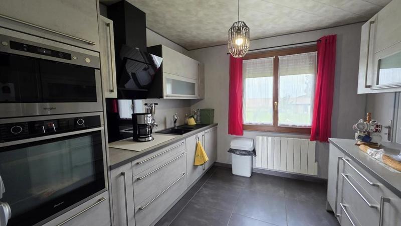 Pavillon - 80 m² - 4 pièces