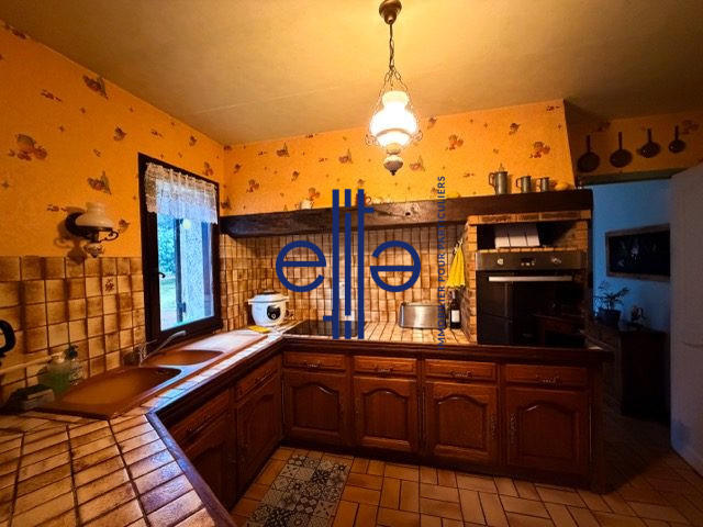 Maison - 155 m² - 7 pièces